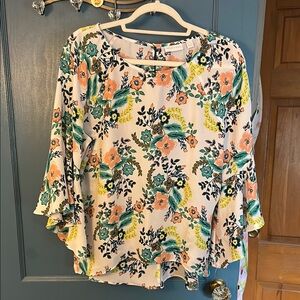Ruffled Floral 3/4 Sleeve Relaxed Blouse